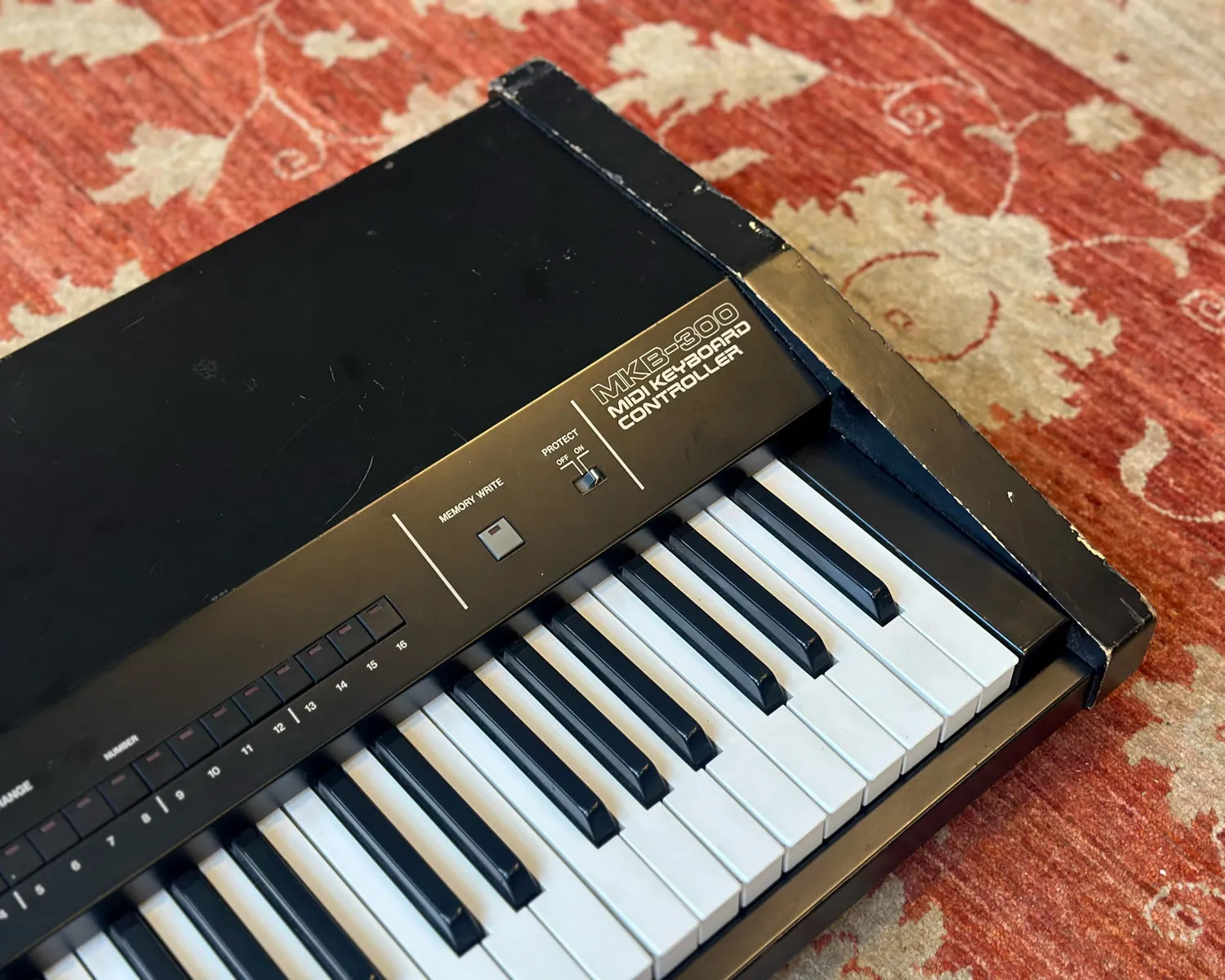 Roland MKB-300 MIDI Keyboard