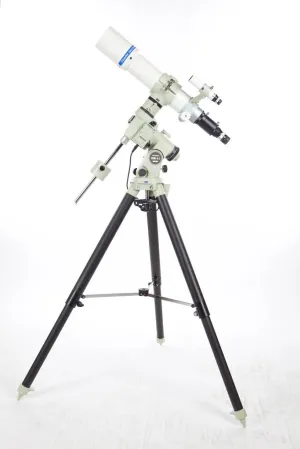 TAKAHASHI FC-100DF REFRACTOR TELESCOPE 6X30 KIT