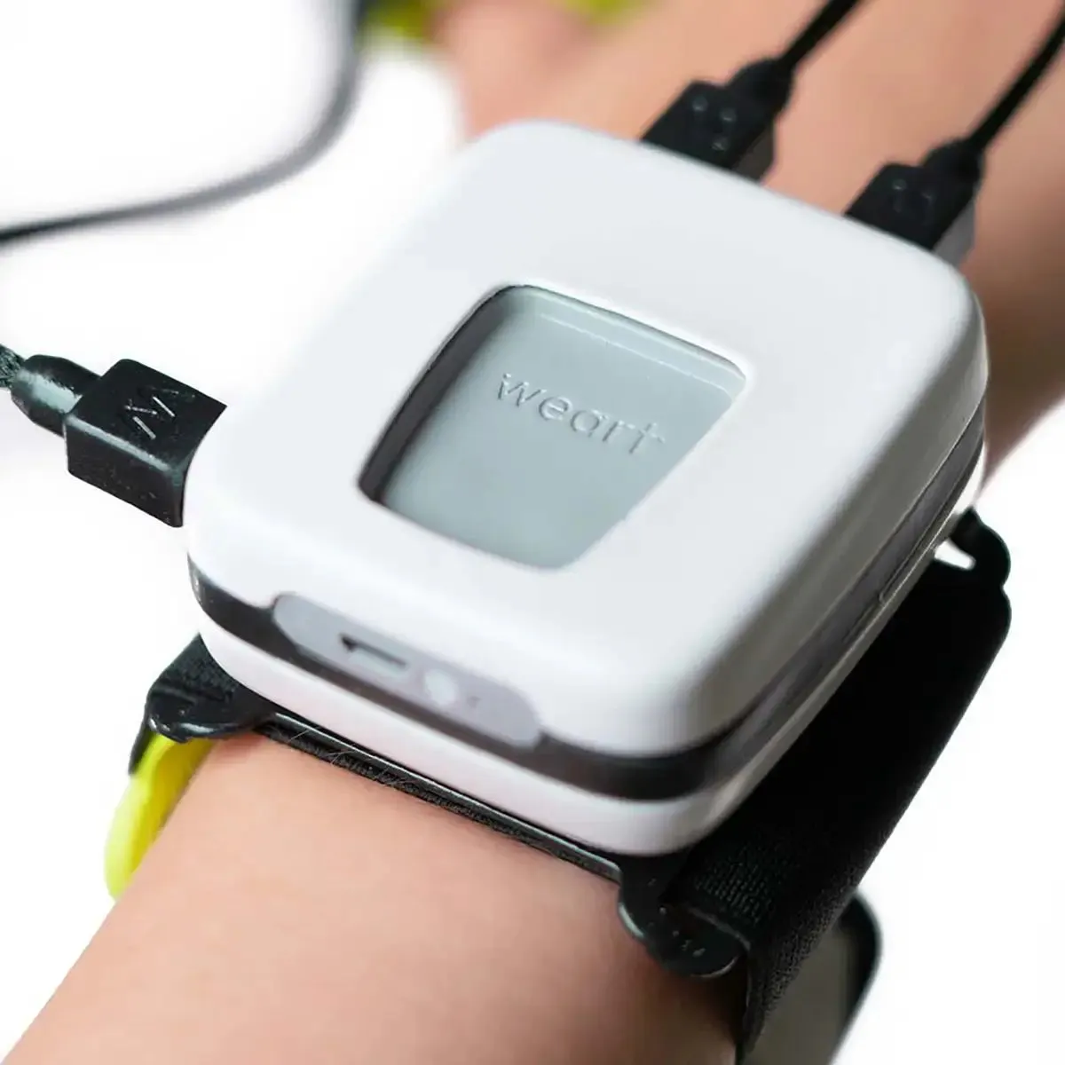 Weart TouchDIVER G1 | Haptic interface for XR